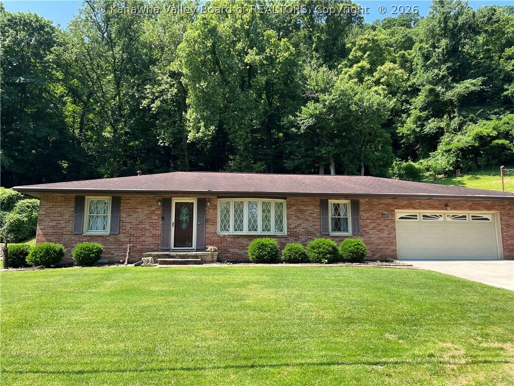 Property Photo:  4409 Chesterfield Avenue  WV 25304 