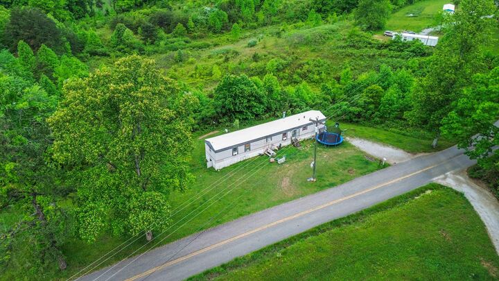 Property Photo:  225 Highway 895  KY 40769 