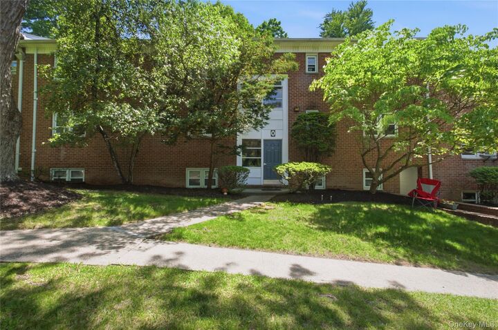 Property Photo: 140 N Broadway O-2 NY 10533