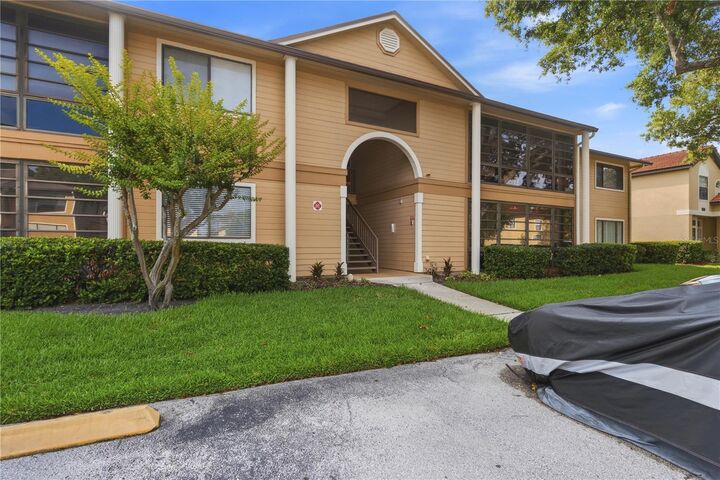 Property Photo:  6031 Scotchwood Glen 108  FL 32822 
