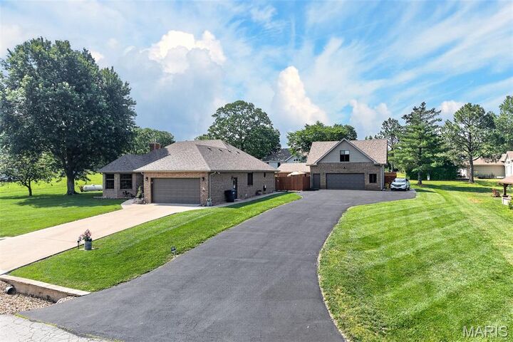 Property Photo: 26659 Owens Drive MO 65536