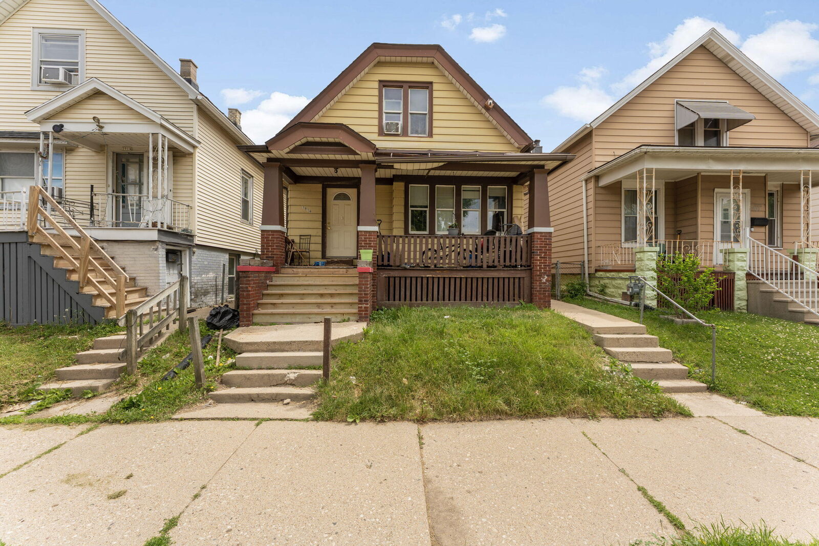 Property Photo:  1916 S 7th St  WI 53204 