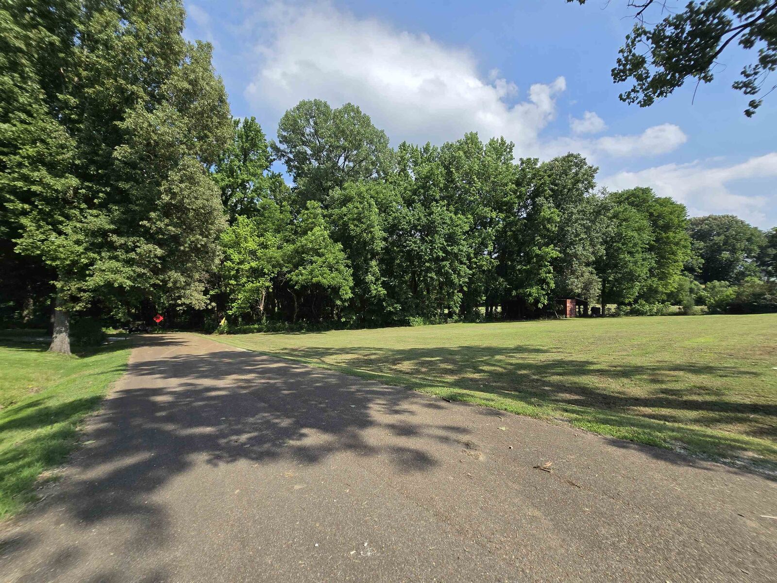 Property Photo:  00 M Robin St  TN 38058 