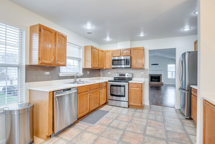 Property Photo: 1829 Quaker Hollow Lane 1829 IL 60107