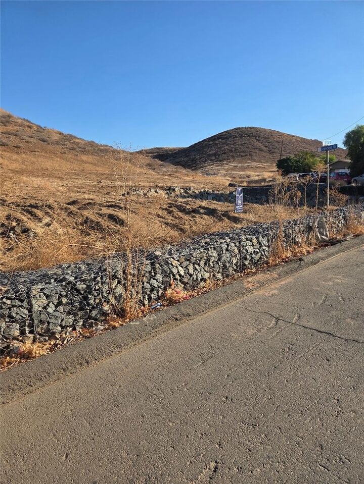 Property Photo:  1 Mill Street  CA 92530 
