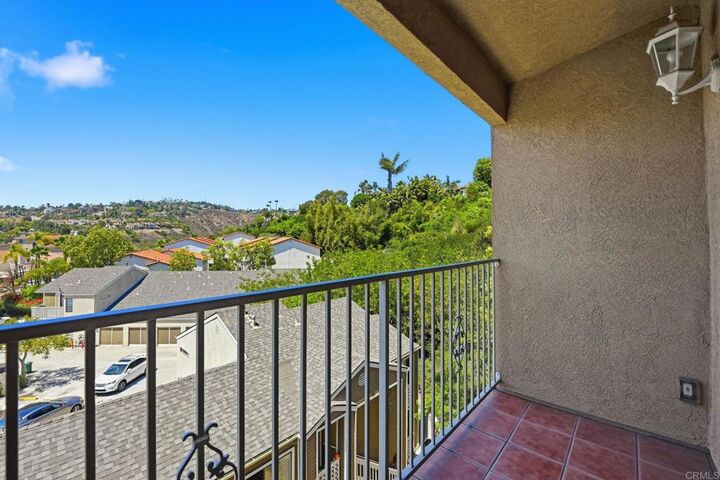 Property Photo:  7548 Romeria Street  CA 92009 