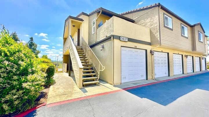Property Photo: 5037 Los Morros Way 70 CA 92057