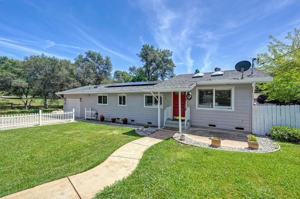 Property Photo: 4020 Tammy Lane CA 95682