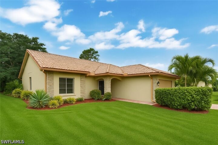 Property Photo: 241 Saint James Way FL 34104