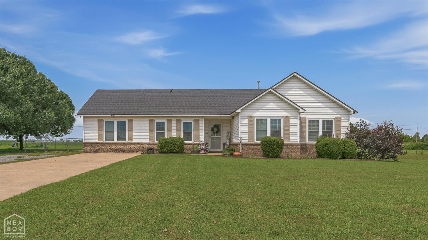 Property Photo: 5641 N County Road 917 AR 72315