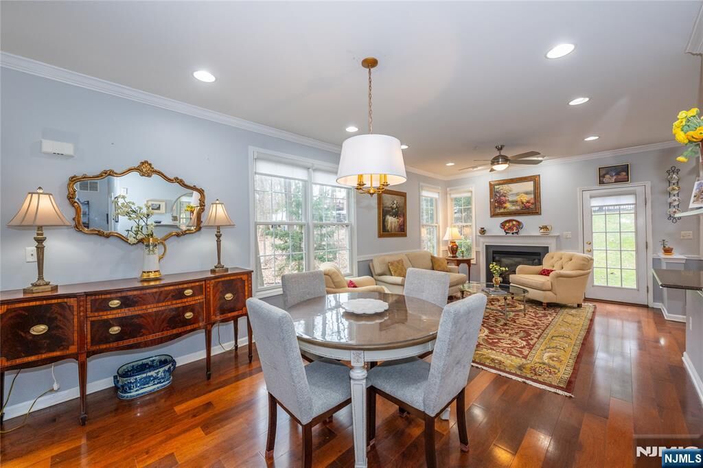 Property Photo:  1 Ashley Court 701  NJ 07506 