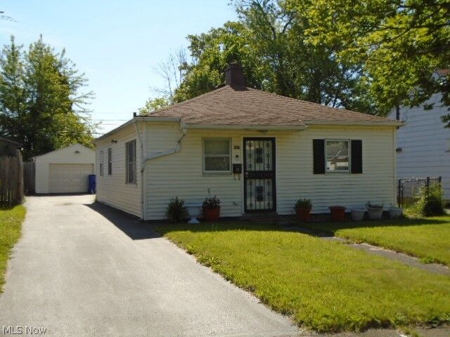 Property Photo: 4357 E 144th Street OH 44128
