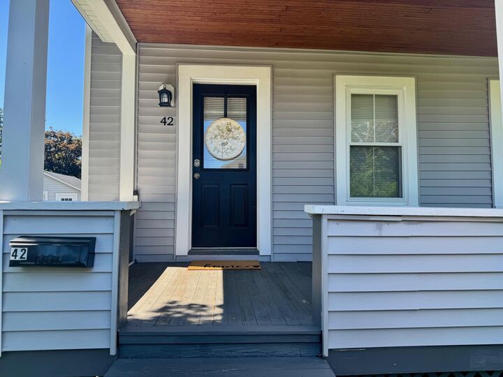 Property Photo: 42 Pine Avenue NH 03431