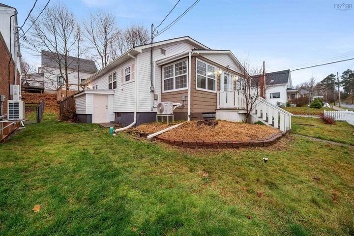 Property Photo: 140 Maple Avenue NS B2H 2B6