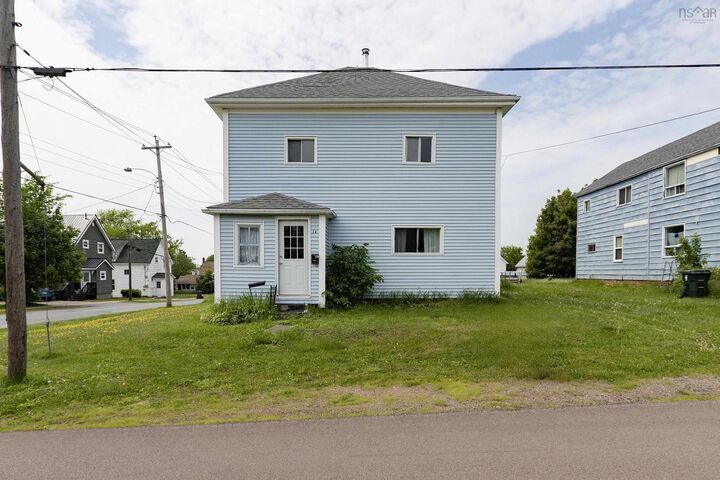 Property Photo: 13 Erncliffe Street NS B4H 1A7