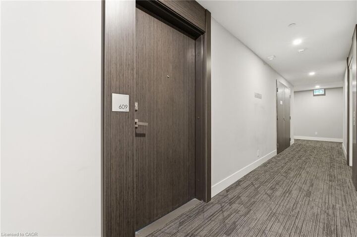 Property Photo: 15 Queen Street S 609 ON L8P 0C6