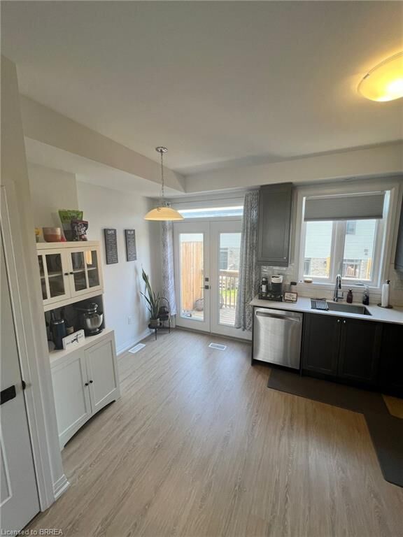 Property Photo: 55 Tom Brown Drive 55 ON N3L 0K3