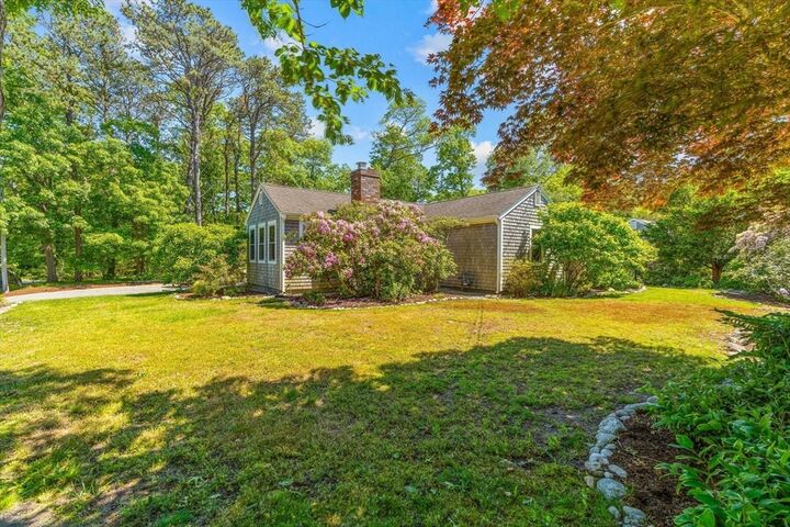 Property Photo:  1 Cricket Lane  MA 02664 