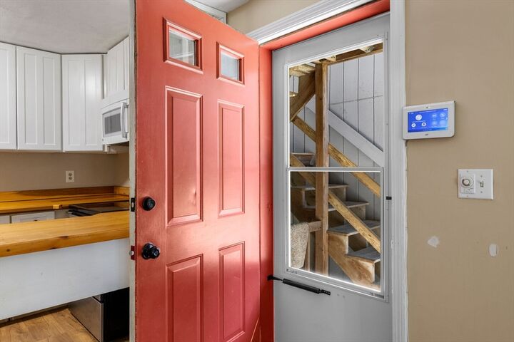 Property Photo:  70 Cape Dr 8B  MA 02649 