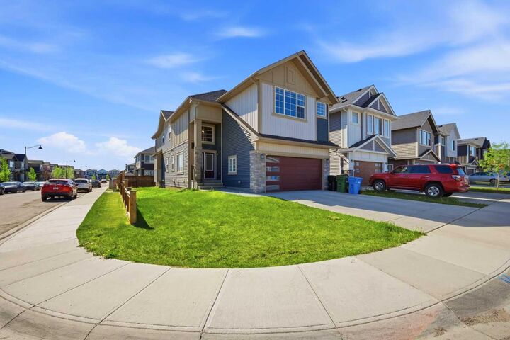 Property Photo: 106 Homestead Crescent NE AB T3J 2K8