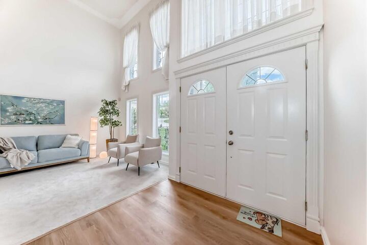 Property Photo:  78 Scimitar View NW  AB T3L 2B5 