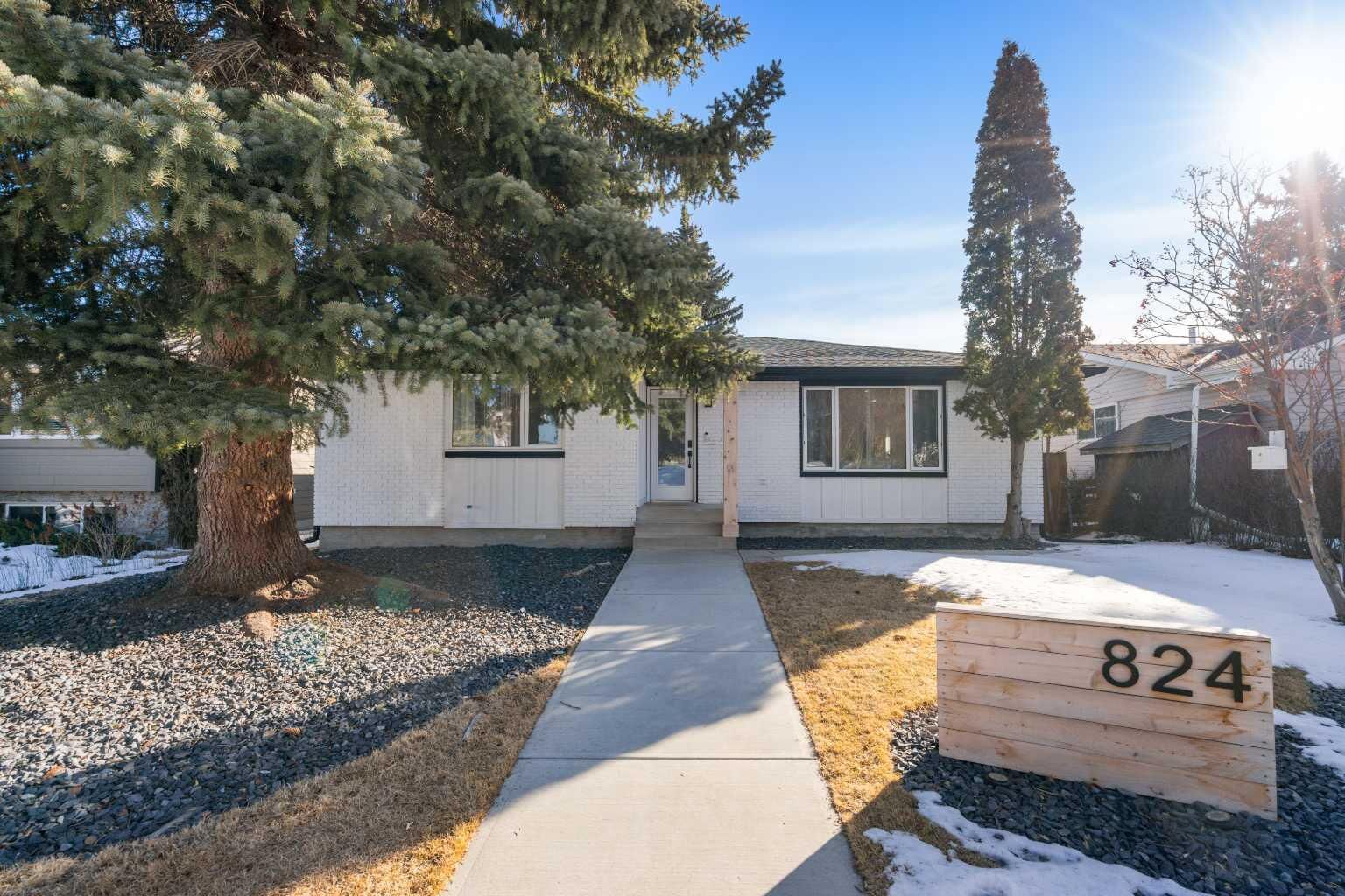 Photo de la propriété:  824 Canna Crescent SW  AB T2W 1N9 