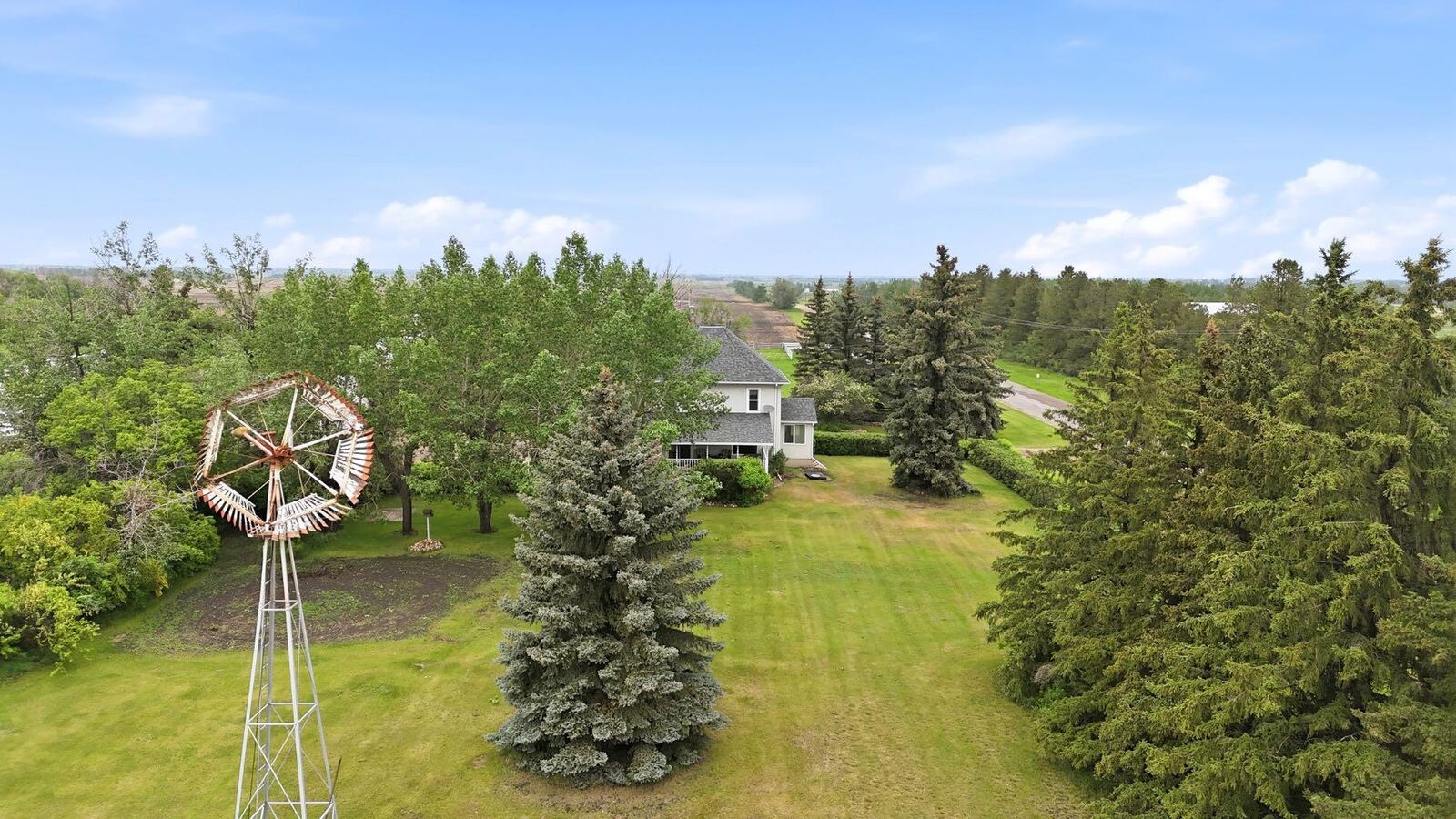 Property Photo: 5402 70 Street AB T0C 2L0