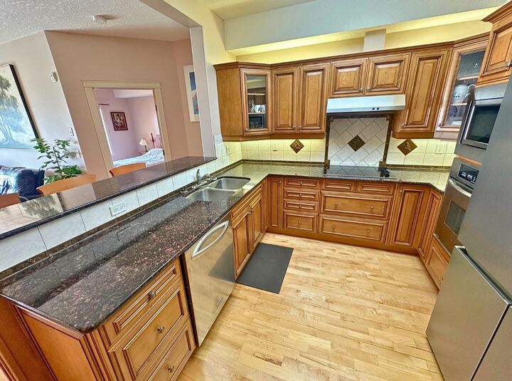Property Photo: 5300 48 Street # 318 AB T4N 7C5