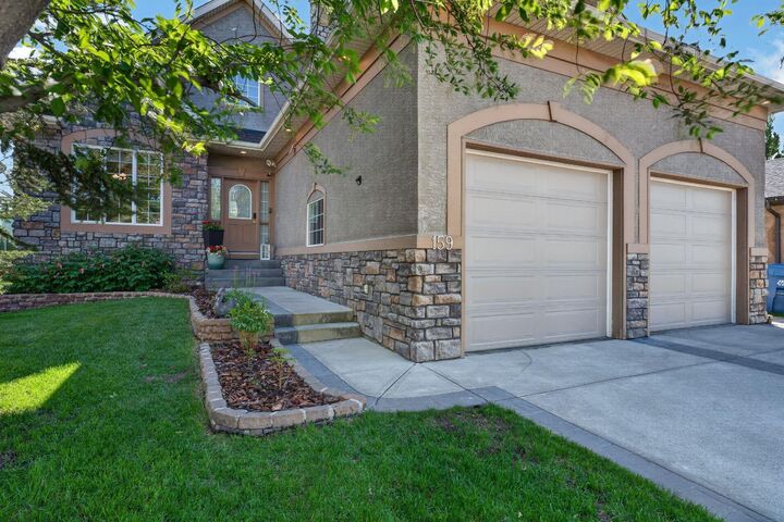 Property Photo:  159 Discovery Ridge Way SW  AB T3H 5G3 