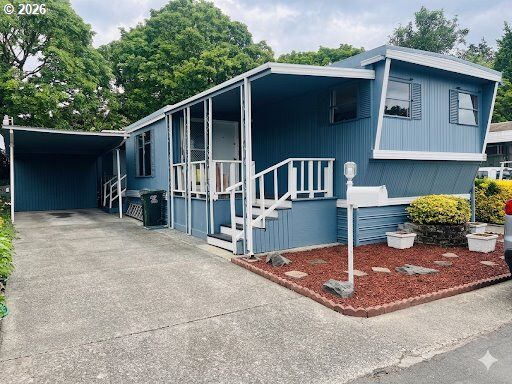Property Photo: 4424 SE Roethe Rd 42 OR 97267