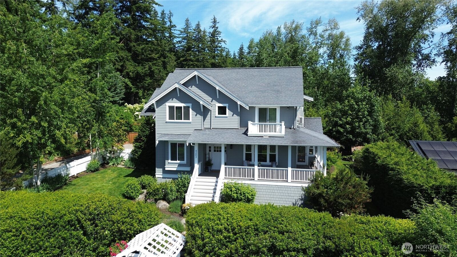 Property Photo:  4203  Academy Street  WA 98226 