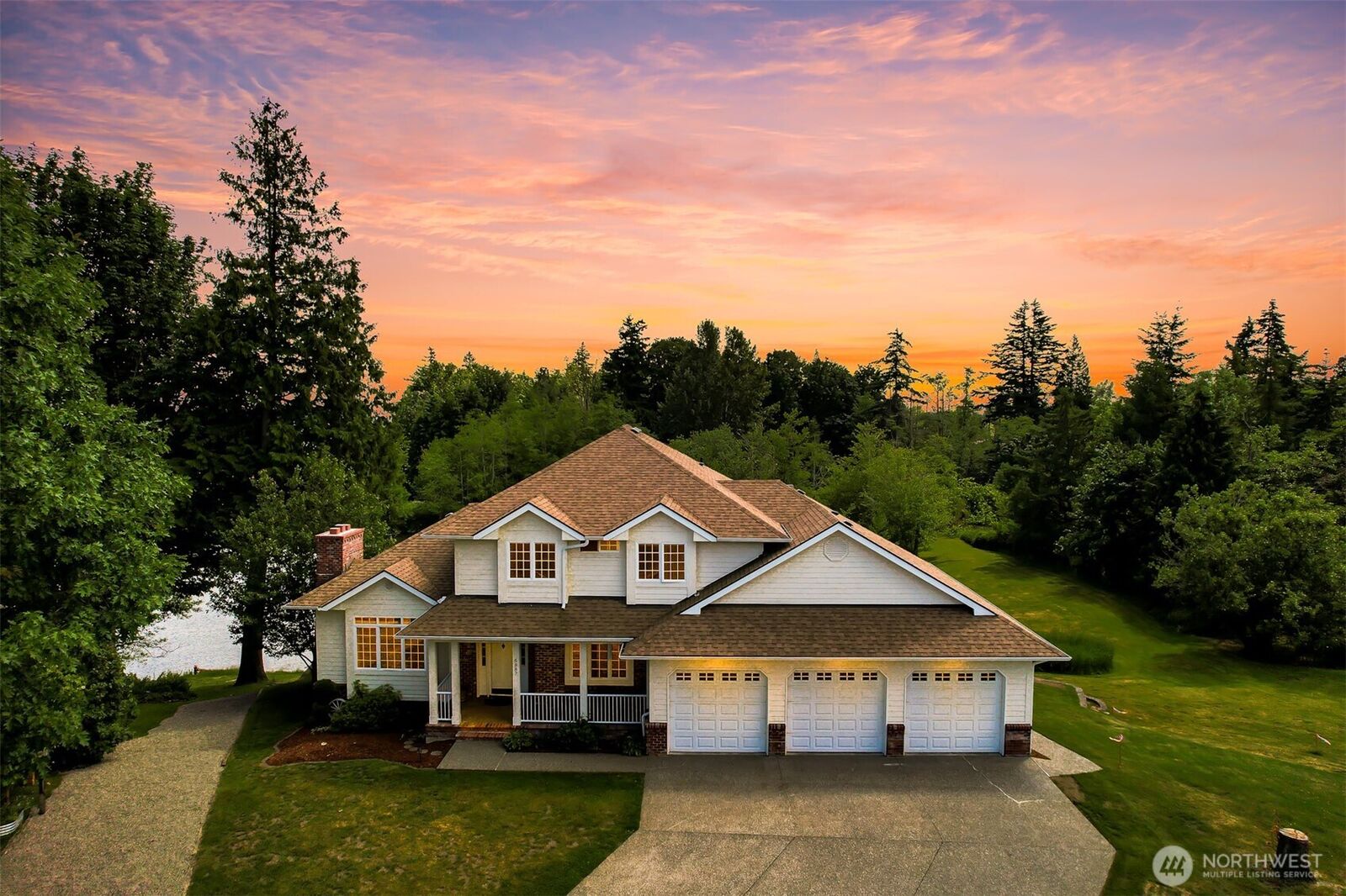 Property Photo:  5887  Bay Pine Court  WA 98248 