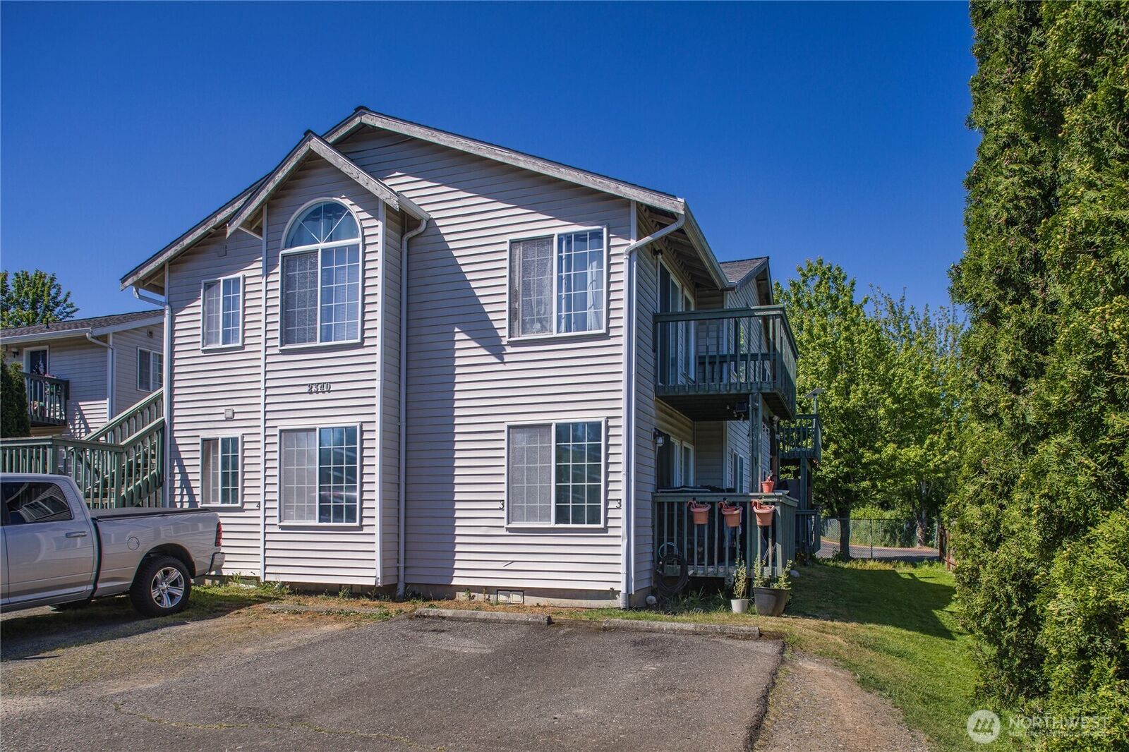 Property Photo:  2340  Main Street  WA 98248 