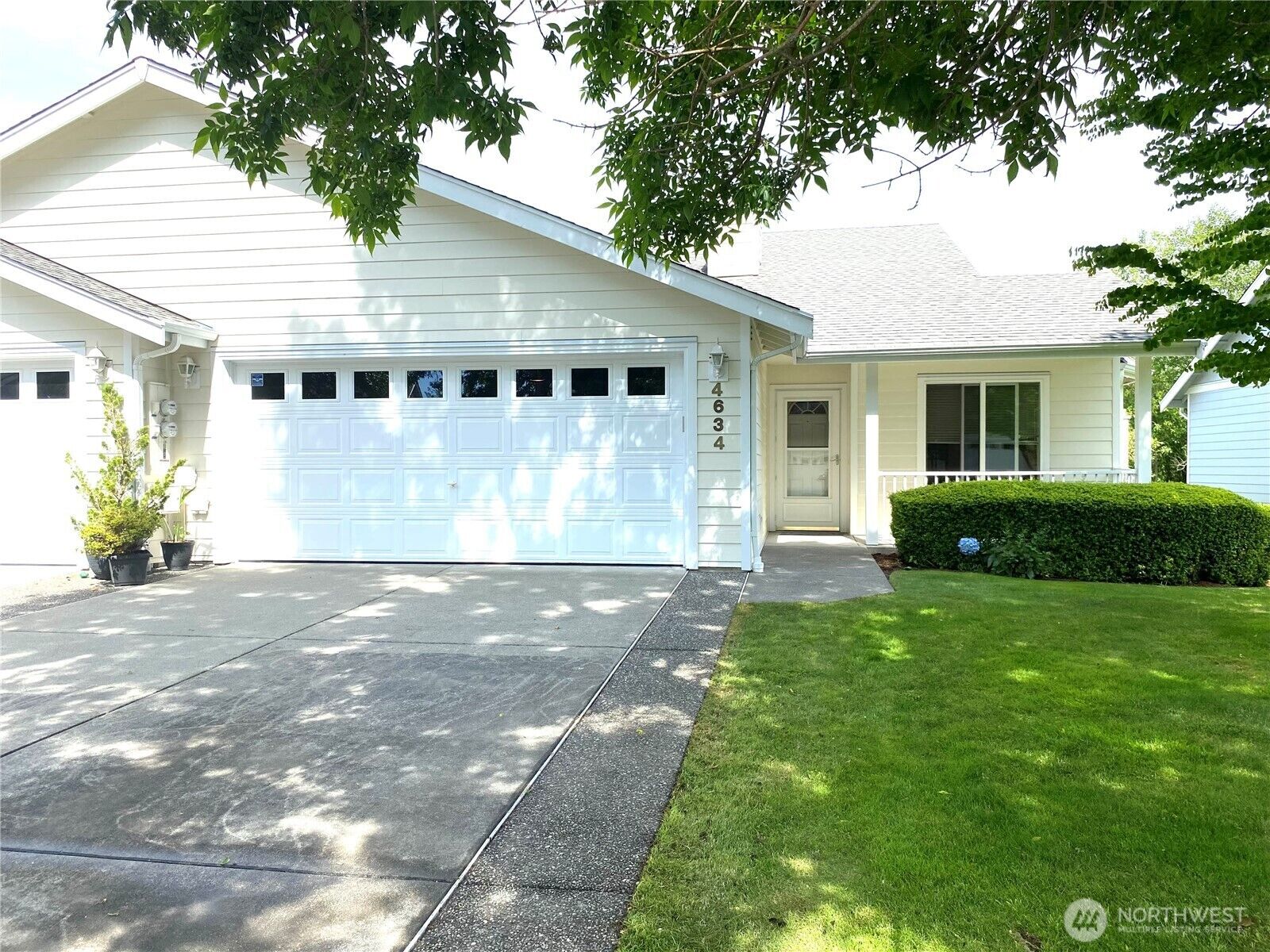 Property Photo: 4634 Boardwalk Drive B WA 98226