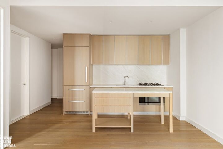 Property Photo:  500 W 45th Street 321  NY 10036 