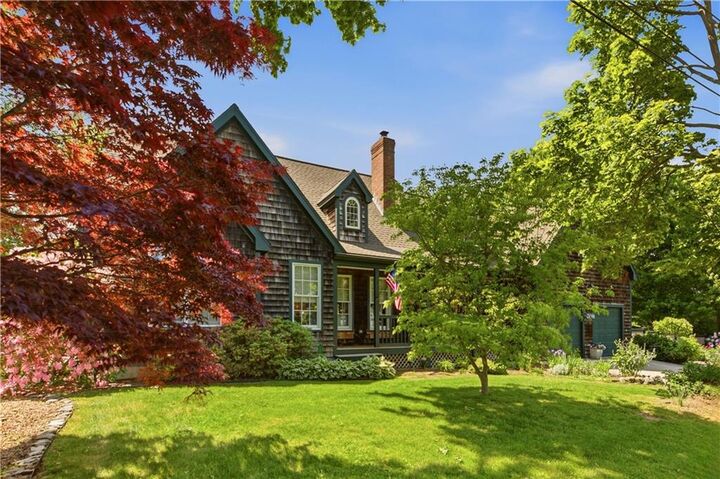 Property Photo:  82 Clinton Avenue  RI 02835 