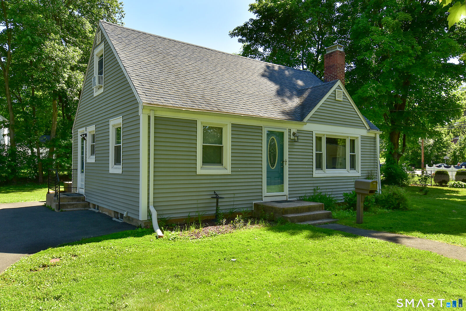 Property Photo:  82 Rood Avenue  CT 06095 