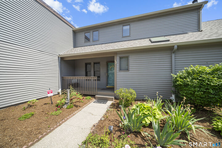Property Photo: 52 Elm Meadows 52 CT 06082