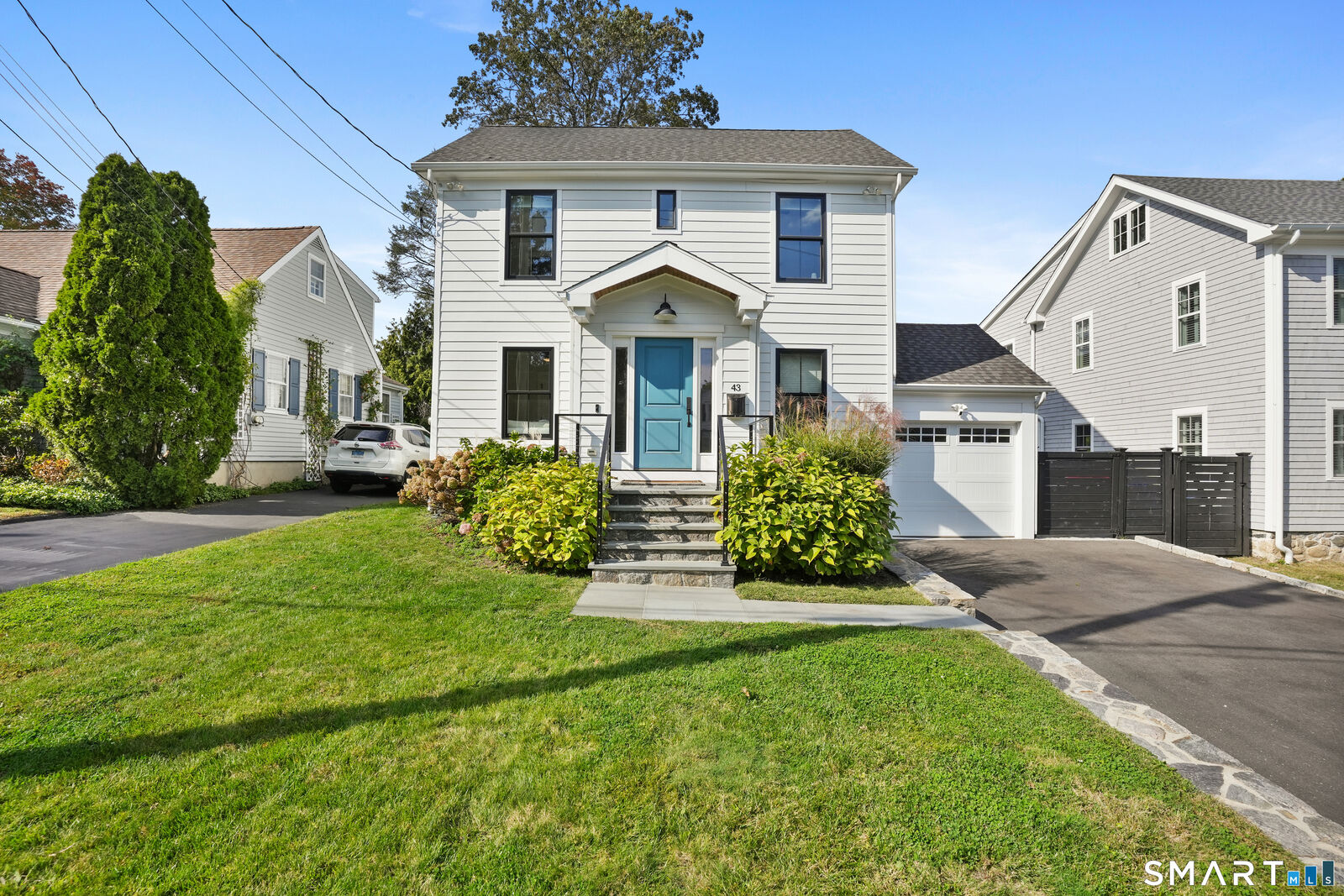Property Photo:  43 Crystal Street  CT 06840 