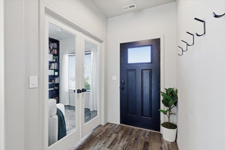 Property Photo:  8802 N Cannon St  WA 99208 