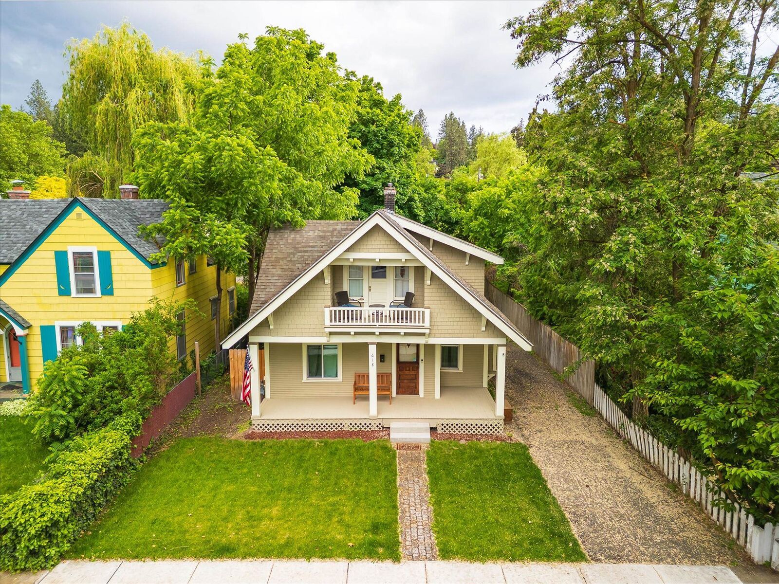 Property Photo:  618 E 9th Ave  WA 99202 