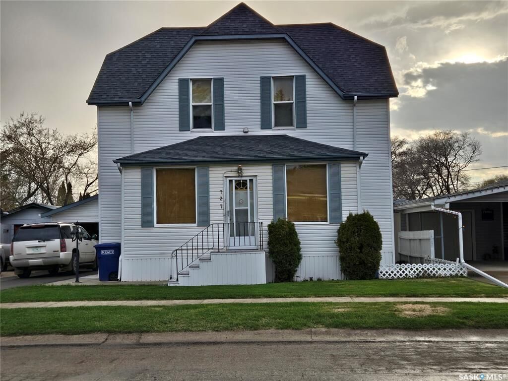 Photo de la propriété: 727 10th Street SK S0K 2A0