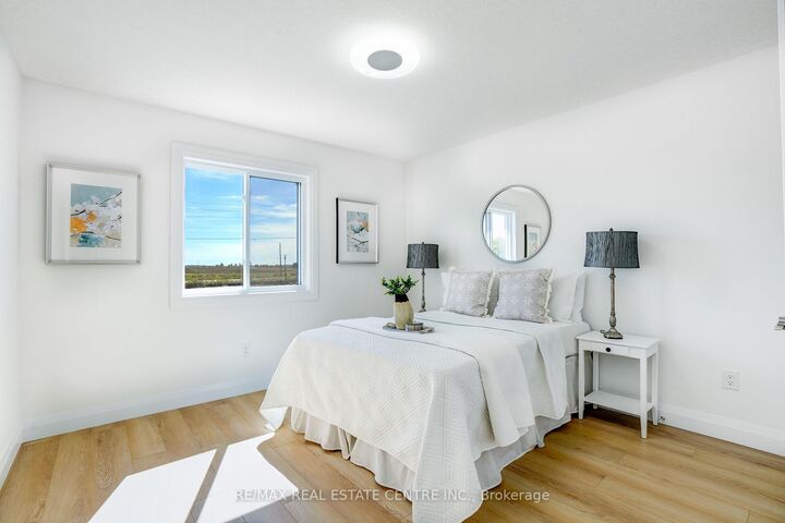 Property Photo: 2512 Constance Avenue ON N6M 1E7