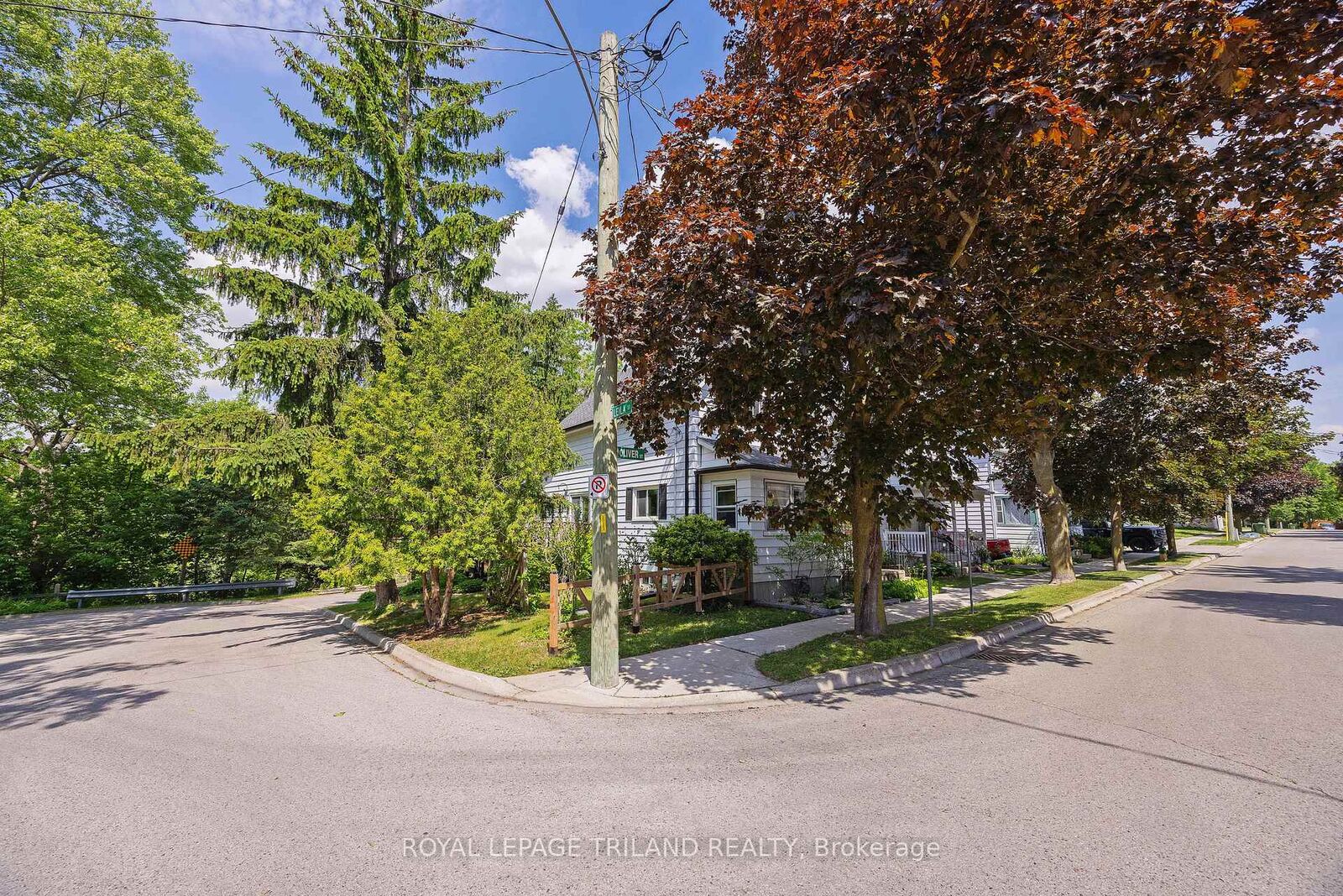 Property Photo: 29 Oliver Street ON N5R 3X3