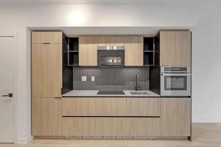 Property Photo: 2 Augusta Avenue 202 ON M5V 0T3
