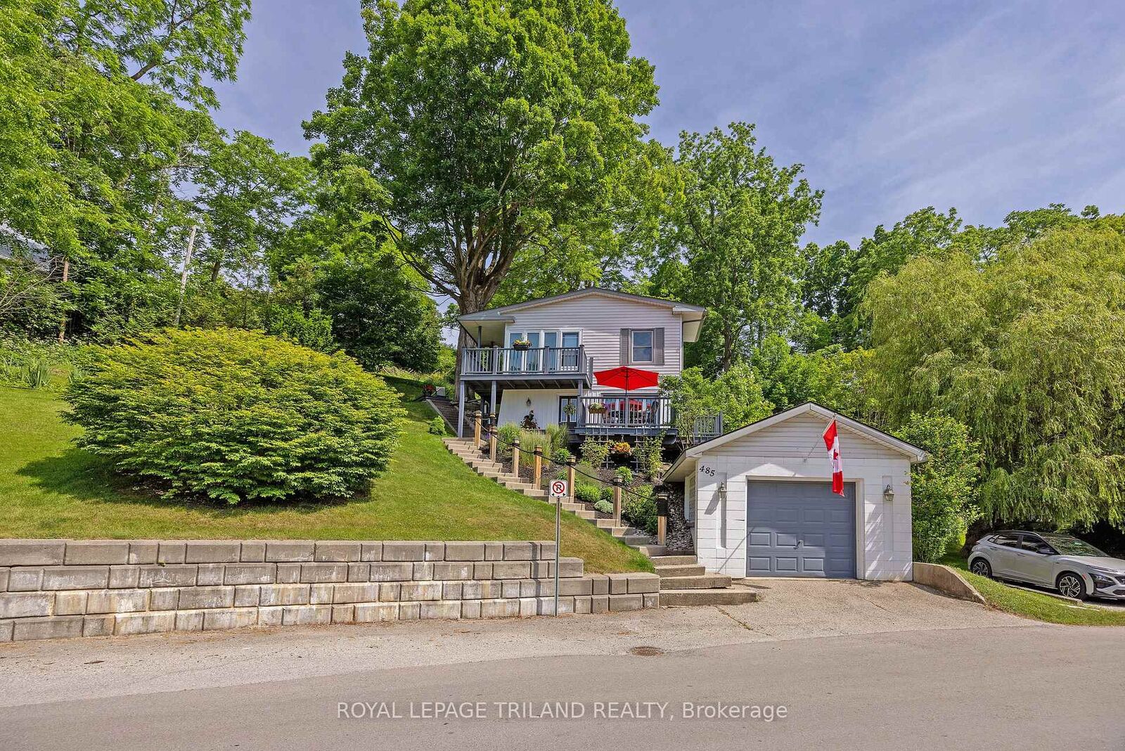 Property Photo: 485 Valley Street ON N5L 1G5