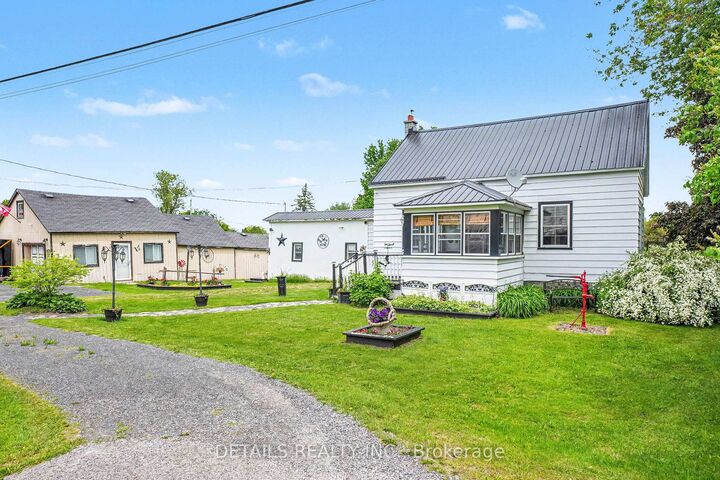 Property Photo: 243 South Gower Drive ON K0G 1J0