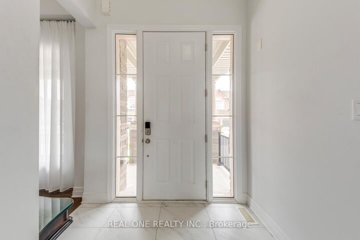 Property Photo: 1079 John Laird Circle ON L6H 3R5