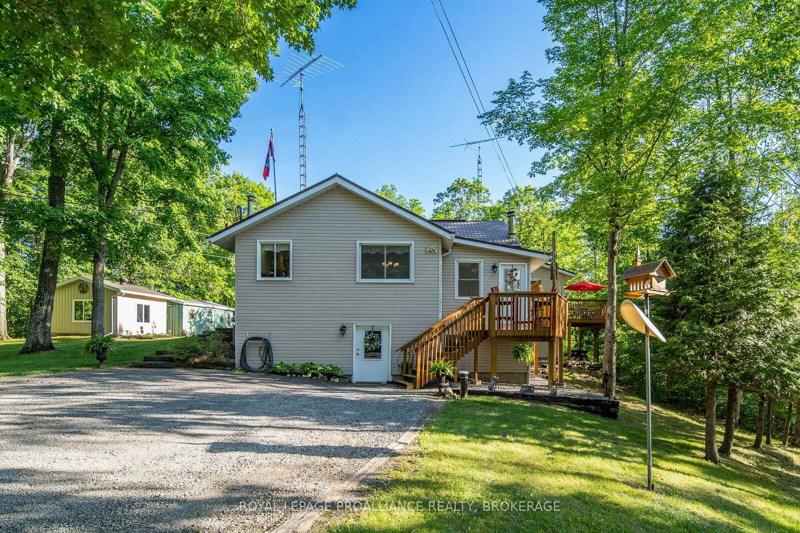 Property Photo:  1140 High Falls Lane  ON K0H 1W0 