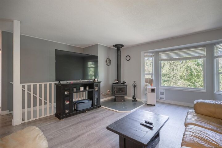 Property Photo: 60 Porter Rd BC V9X 1B6